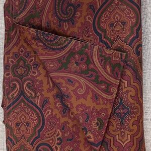 Ralph Lauren Full size flat sheet. Never used.